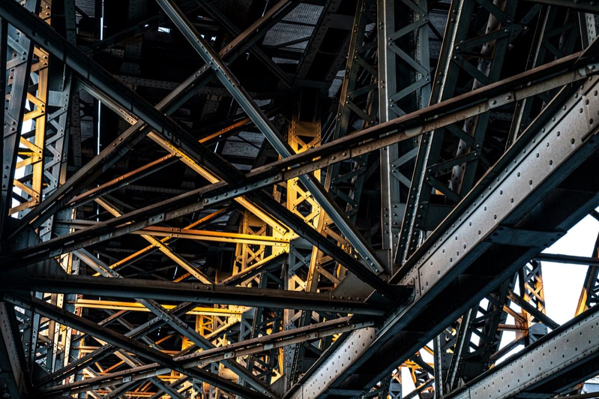 Loading Platform Buying Guide: Capacity, Access, and Site Fit