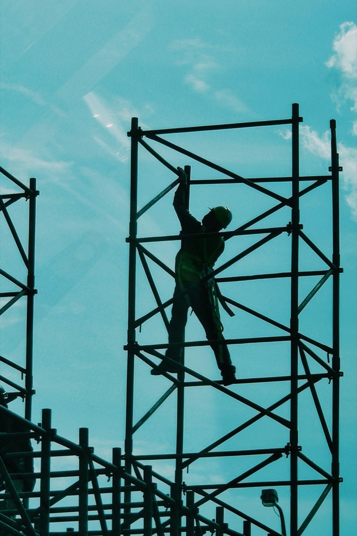 Oman's Growing Construction Sector and What It Means for Equipment Demand